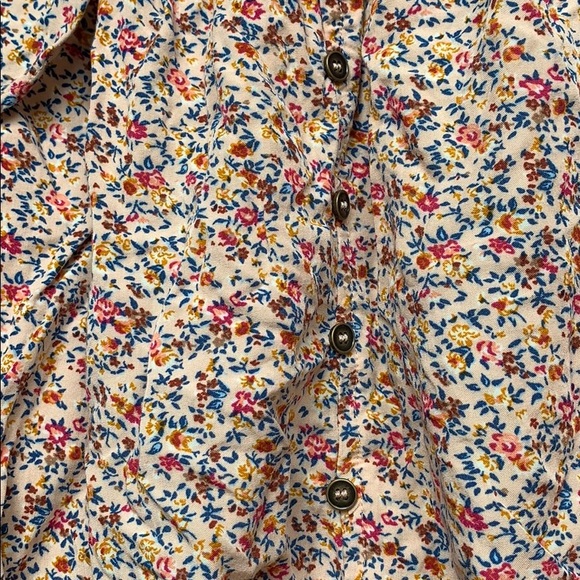 SOLD XHilaration Off the Shoulder Crop - Picture 4 of 5